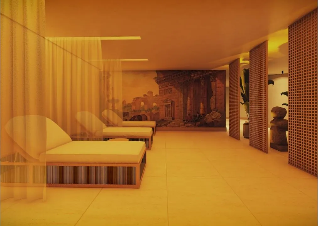 Dinlenme sezlongları ve fresk duvar — Batman spa merkezi